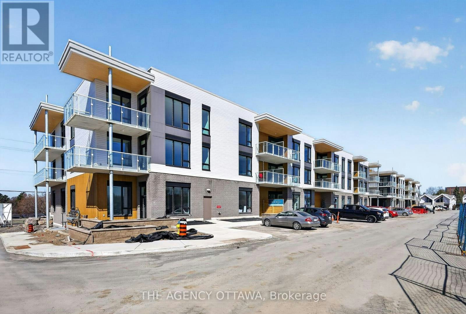203-3073 Riverside Drive, Ottawa, ON, K1V 2T5 - 2