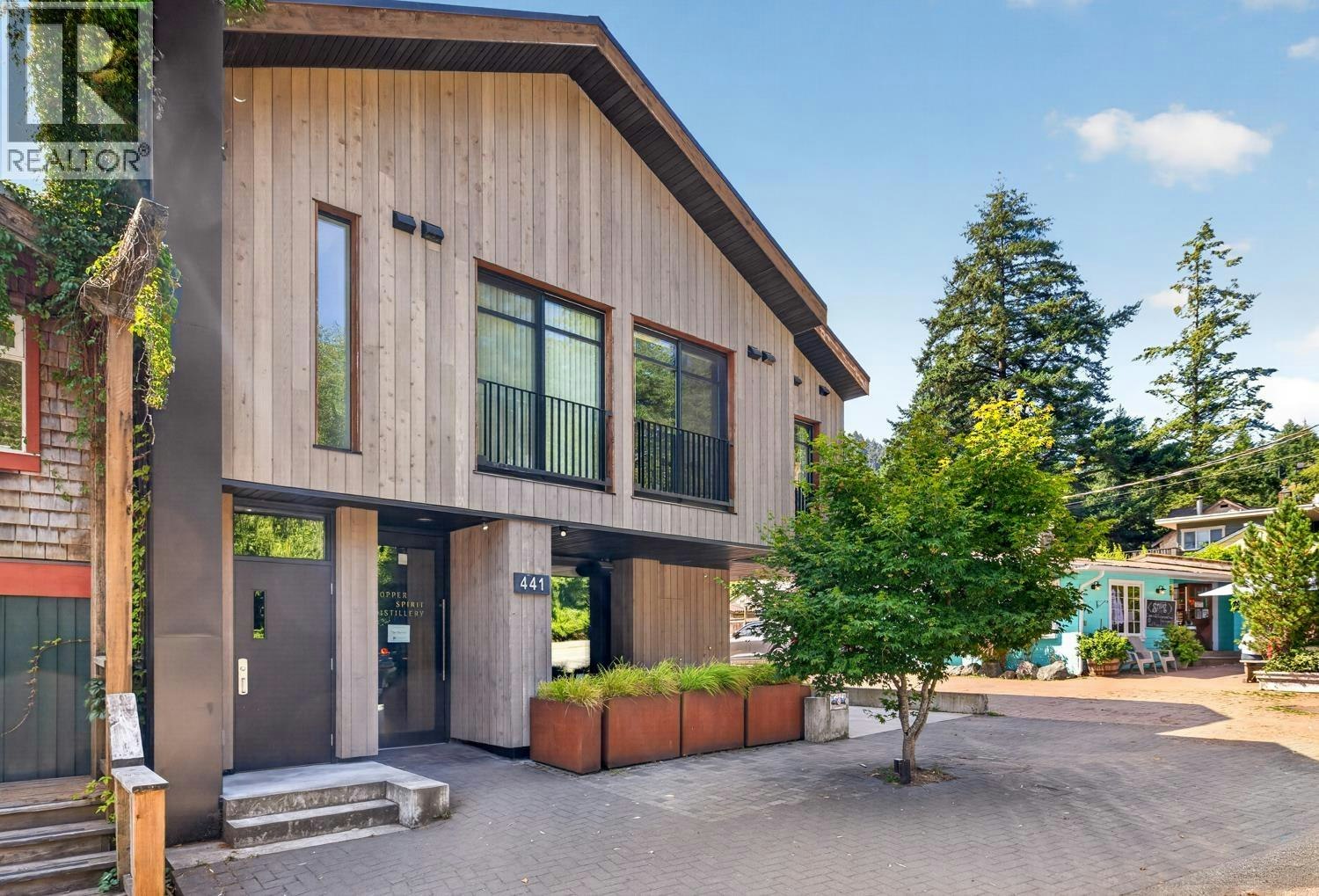441 Bowen Island Trunk Road - 4