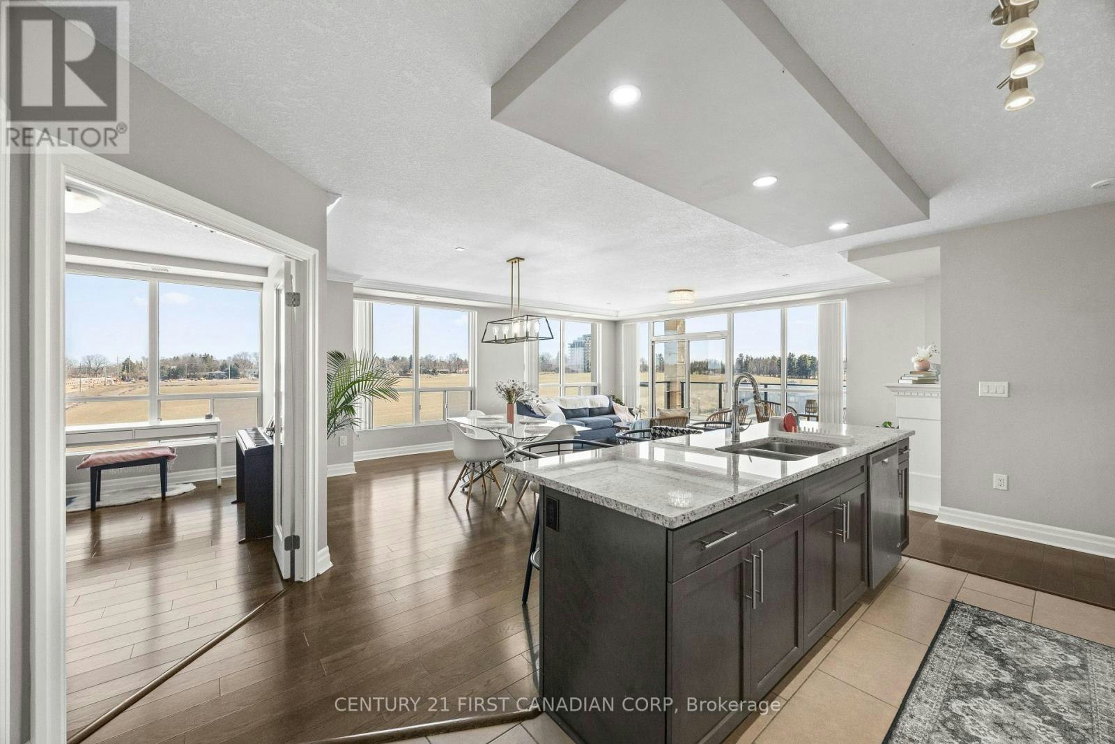 605-240 Village Walk Boulevard, London, ON, N6G 0P6