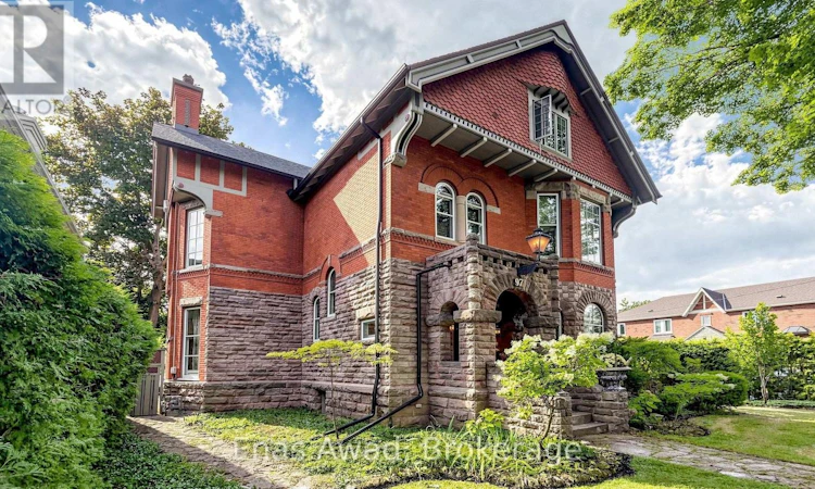 97 Glengrove Avenue W