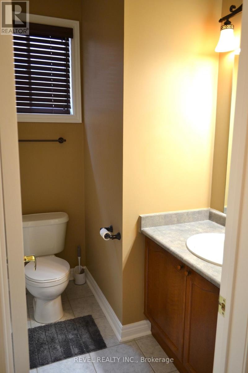 45 Tunney Place, Whitby, ON, L1M 2G5 - 16
