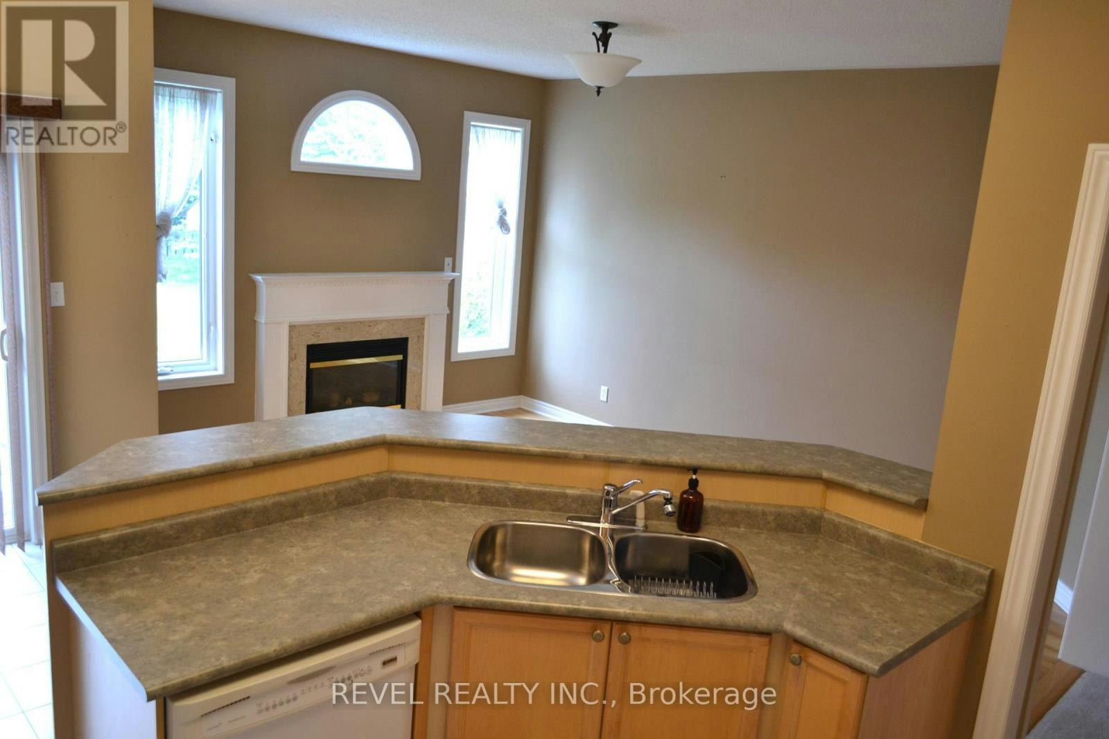 45 Tunney Place, Whitby, ON, L1M 2G5 - 10