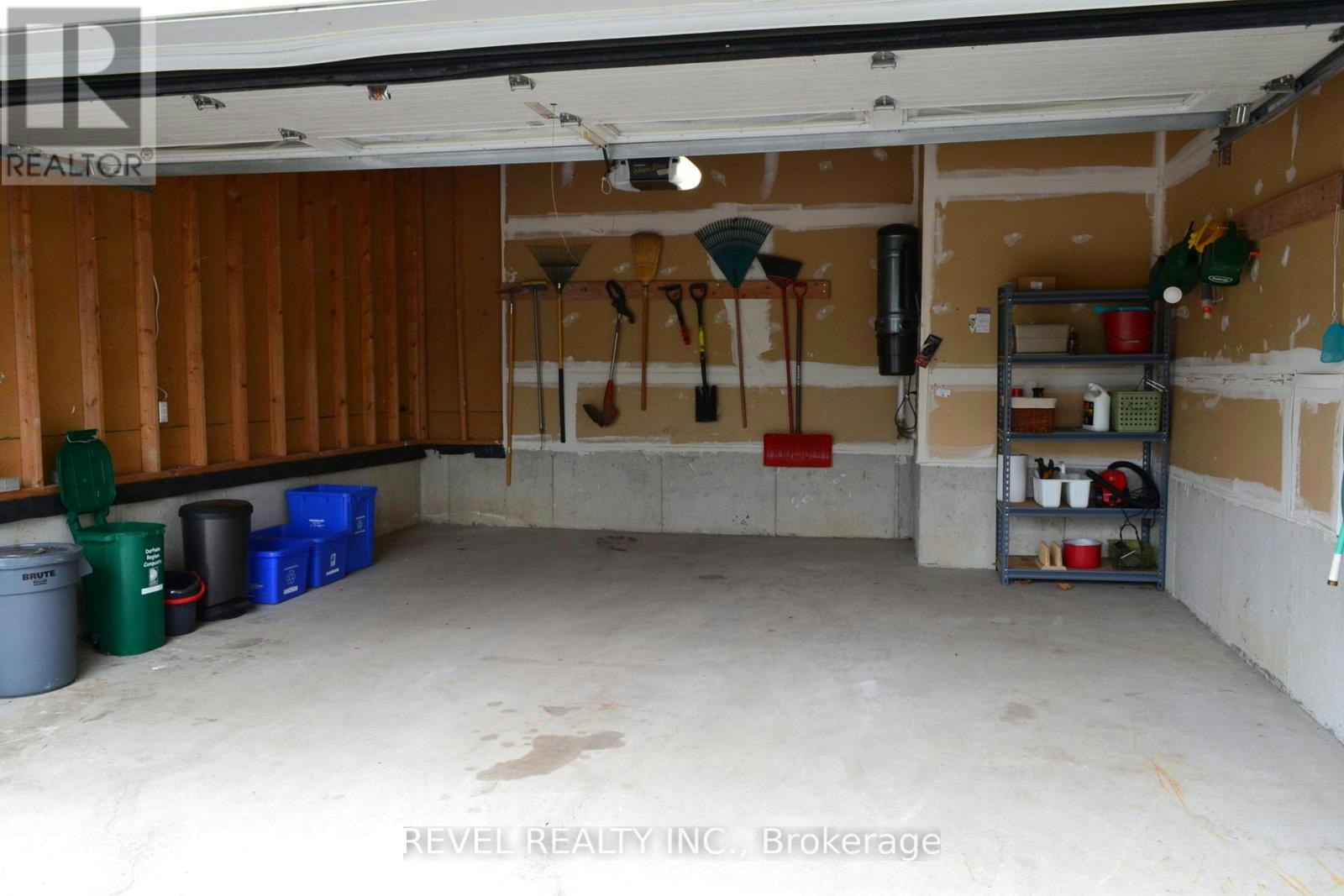 45 Tunney Place, Whitby, ON, L1M 2G5 - 40