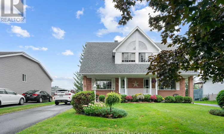 2314 Emily Crescent
