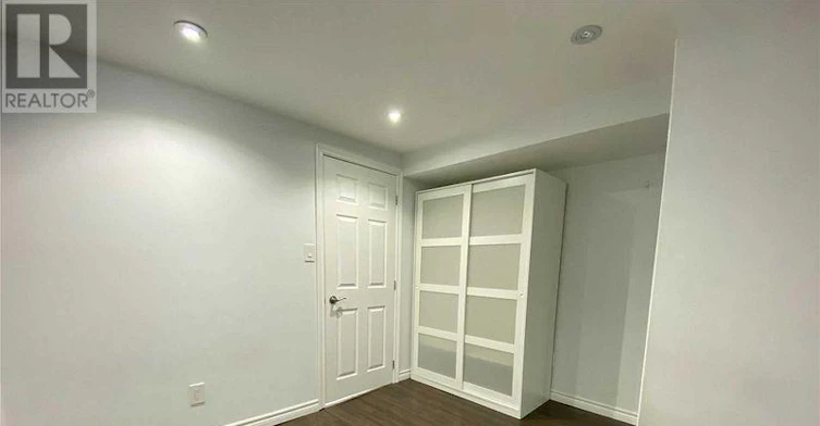 LOWER-733 Eaglemount Crescent, Mississauga, ON, L5C 1H2 - 4