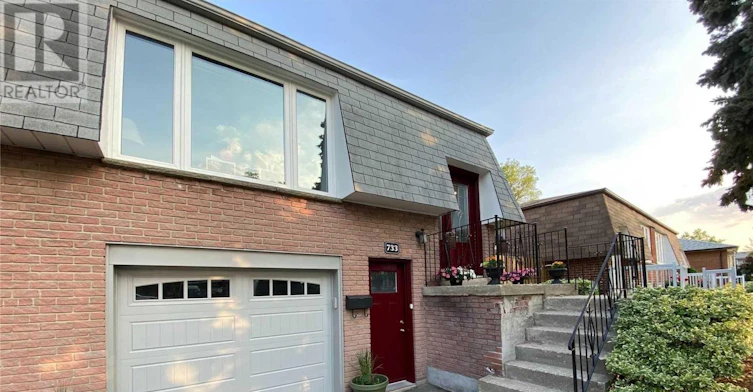 LOWER-733 Eaglemount Crescent, Mississauga, ON, L5C 1H2