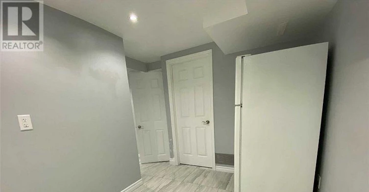 LOWER-733 Eaglemount Crescent, Mississauga, ON, L5C 1H2 - 8