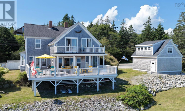 220 Brighton Road