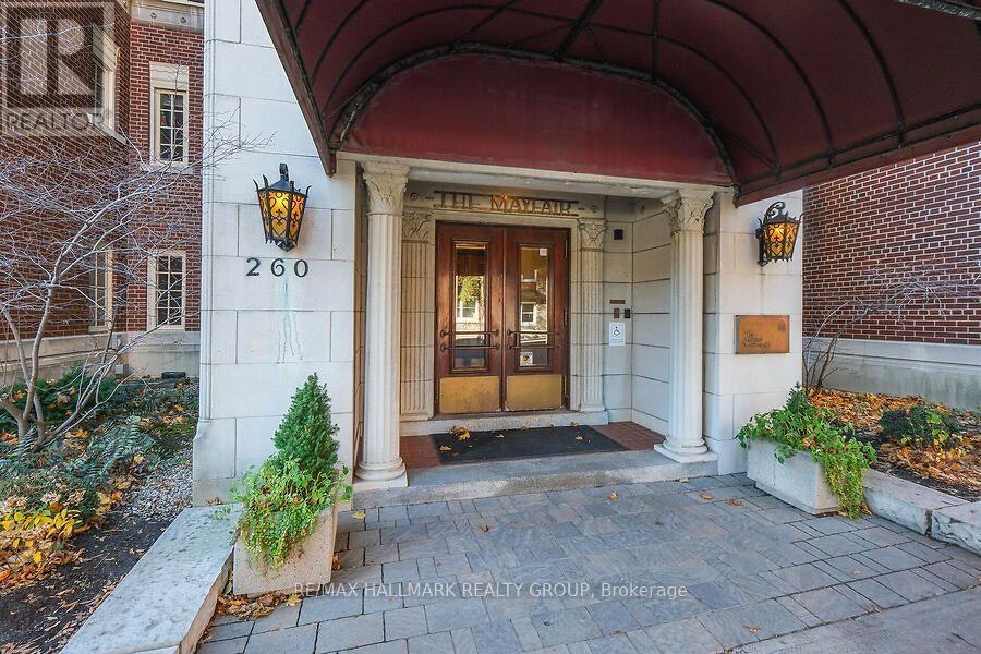 2C-260 Metcalfe Street, Ottawa, ON, K2P 1R6 - 4