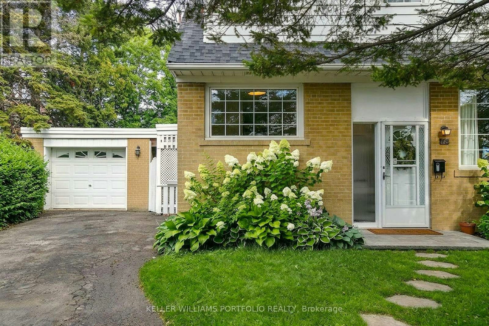 88 Sabrina Dr Drive, Toronto, ON, M9R 2J9 - 3
