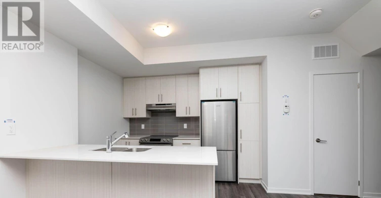166-20 Lloyd Jane Lane, Toronto, ON, M8V 0J5 - 6