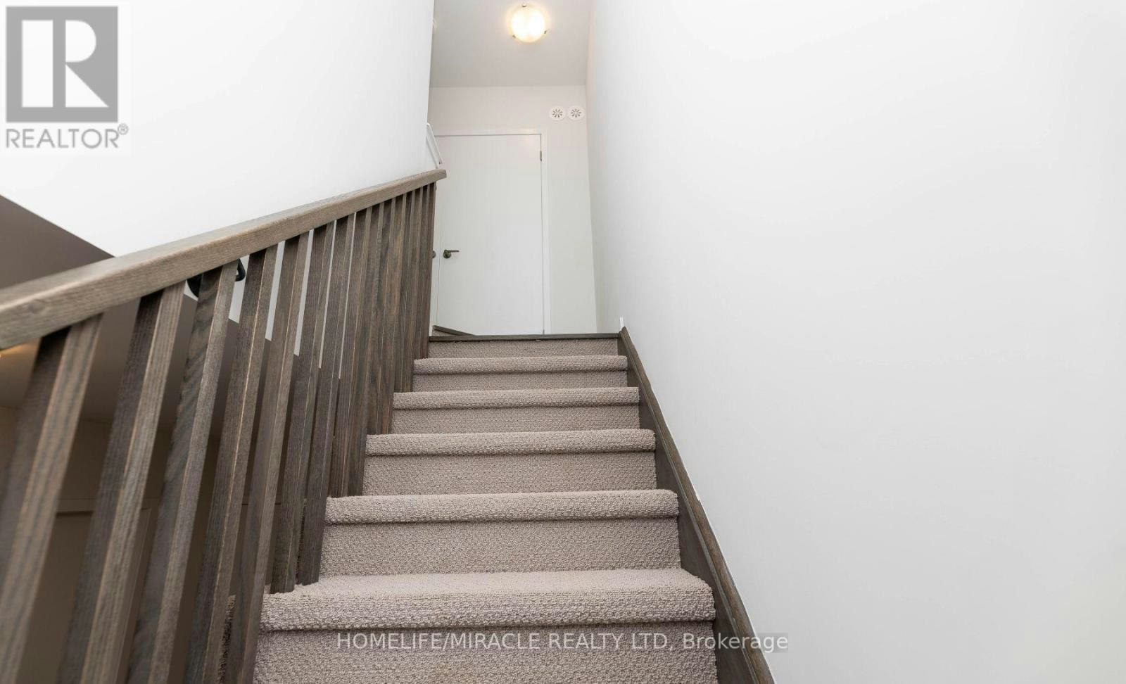 166-20 Lloyd Jane Lane, Toronto, ON, M8V 0J5 - 32
