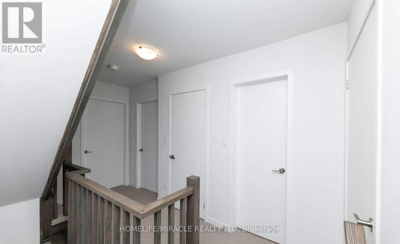 166-20 Lloyd Jane Lane, Toronto, ON, M8V 0J5 - 16