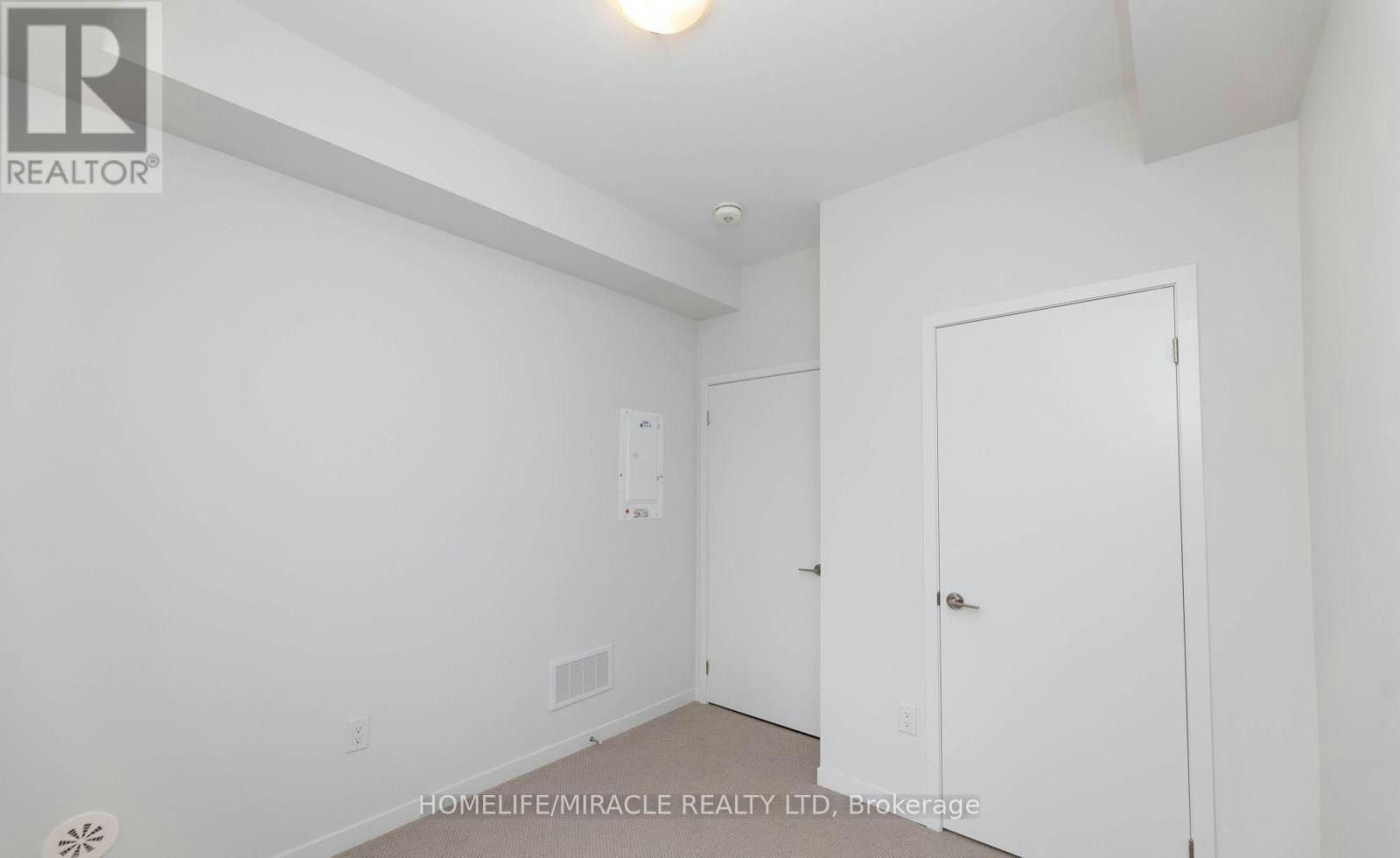 166-20 Lloyd Jane Lane, Toronto, ON, M8V 0J5 - 13