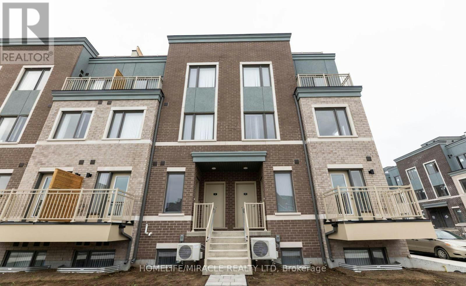 166-20 Lloyd Jane Lane, Toronto, ON, M8V 0J5 - 2