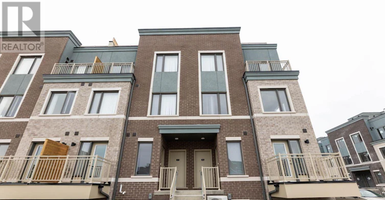 166-20 Lloyd Jane Lane, Toronto, ON, M8V 0J5 - 2