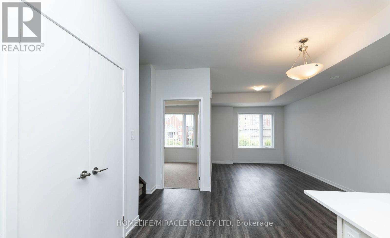 166-20 Lloyd Jane Lane, Toronto, ON, M8V 0J5 - 10