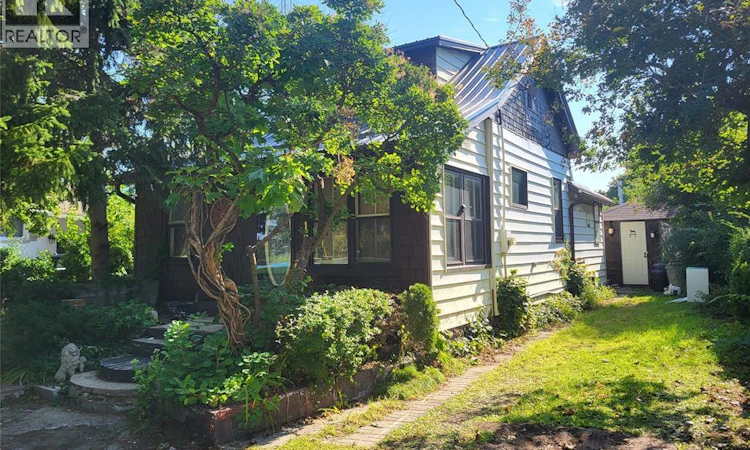 19 Monk Street