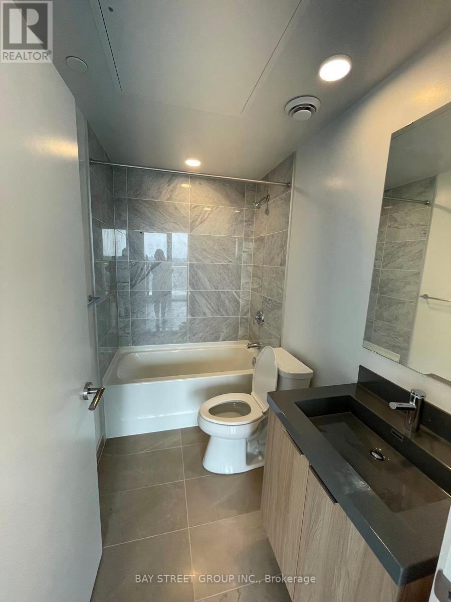 20 O'neill Road, Toronto, ON, M3C 0R2 - 8