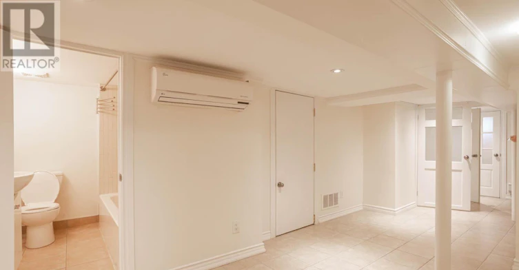 BSMT-447 Roxton Road, Toronto, ON, M6G 3R5 - 15