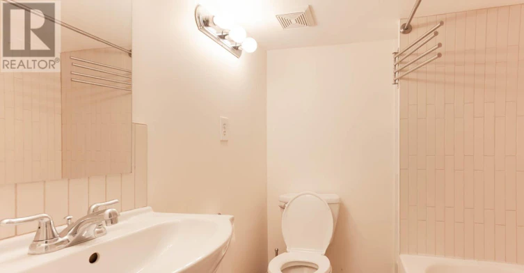BSMT-447 Roxton Road, Toronto, ON, M6G 3R5 - 4