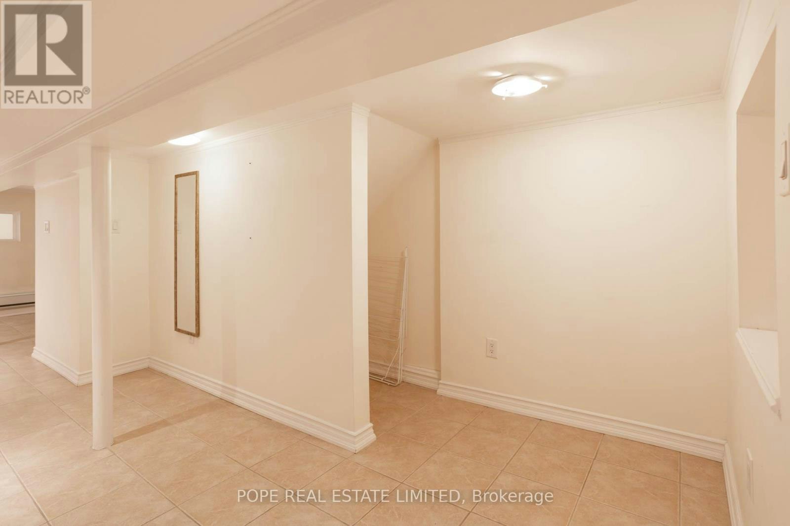 BSMT-447 Roxton Road, Toronto, ON, M6G 3R5 - 2