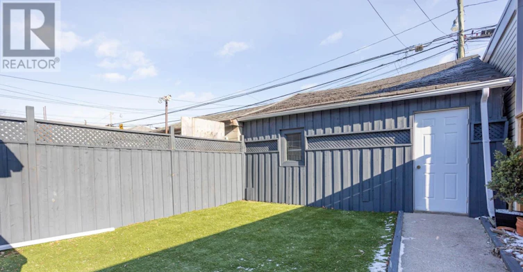 BSMT-447 Roxton Road, Toronto, ON, M6G 3R5 - 19