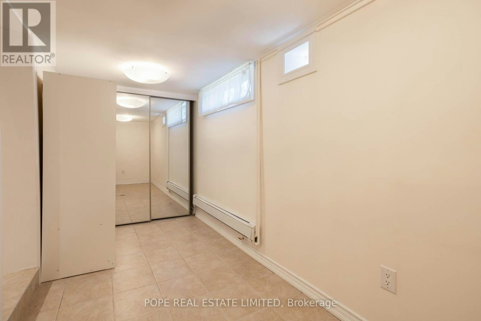 BSMT-447 Roxton Road, Toronto, ON, M6G 3R5 - 7