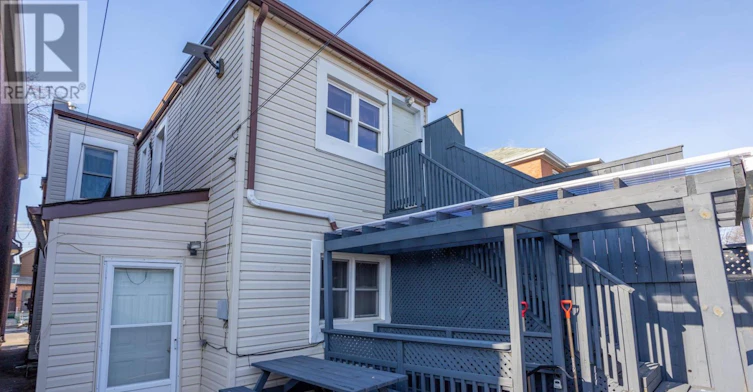 BSMT-447 Roxton Road, Toronto, ON, M6G 3R5 - 18