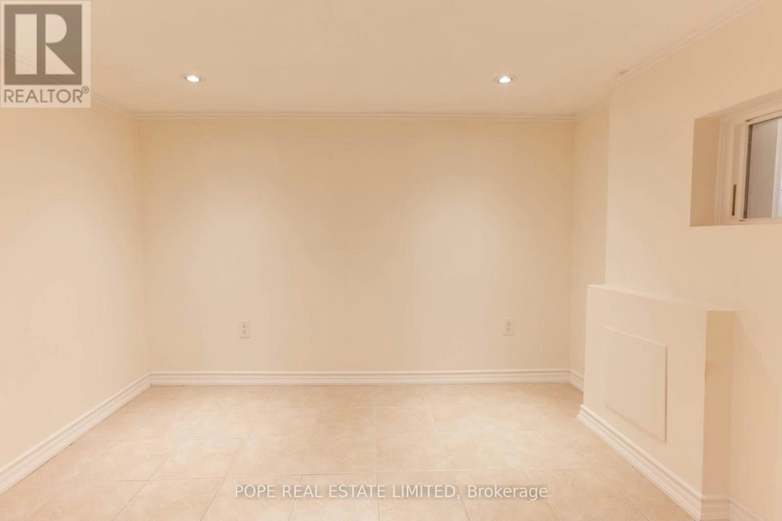 BSMT-447 Roxton Road, Toronto, ON, M6G 3R5 - 8