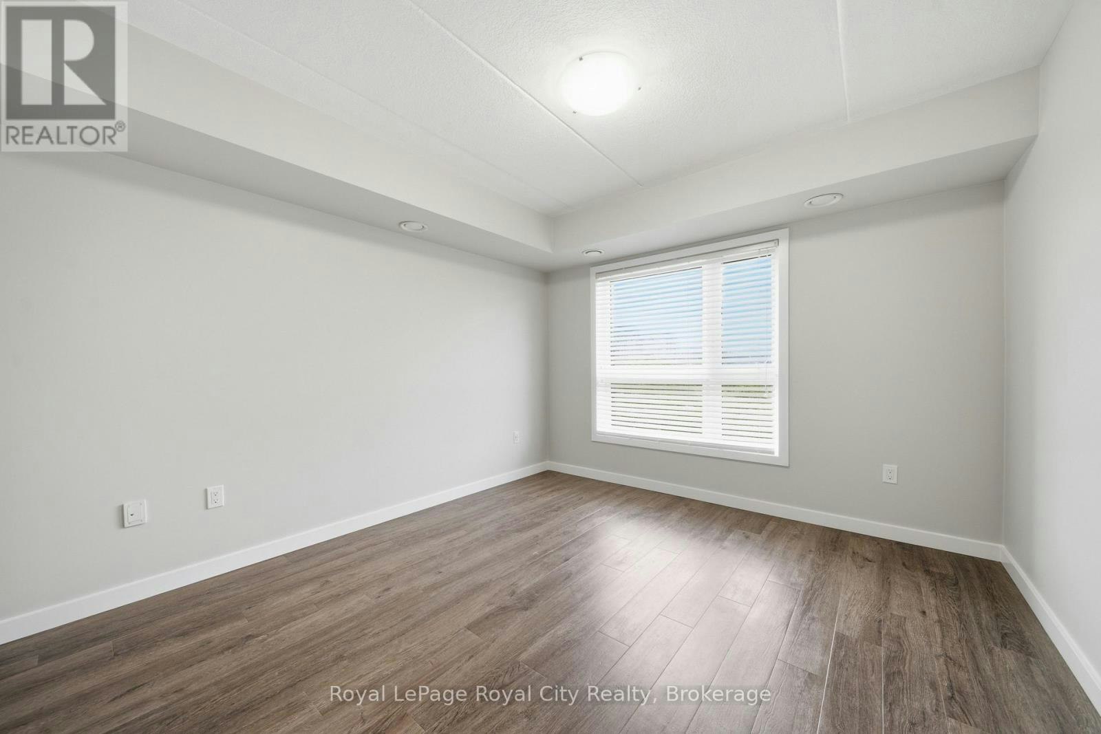 302-25 Kay Crescent, Guelph, ON, N1L 0P2 - 14