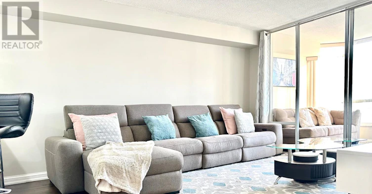 905-24 Hanover Road, Brampton, ON, L6S 5K8 - 3