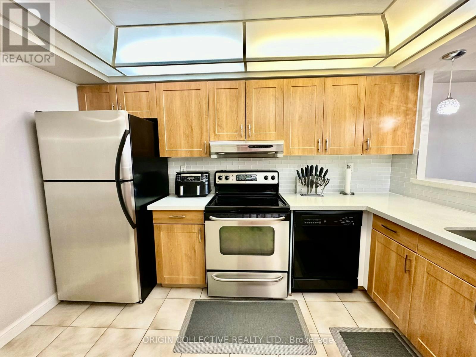 905-24 Hanover Road, Brampton, ON, L6S 5K8 - 6