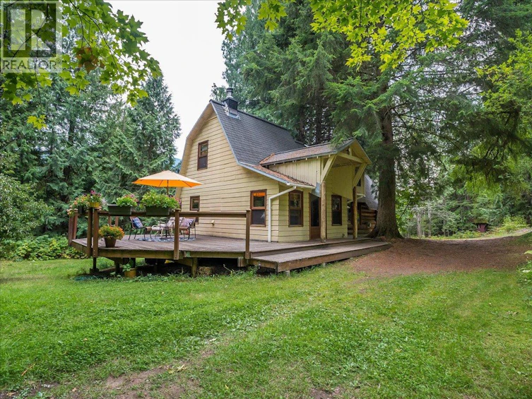 7720 Avis Road, Winlaw, BC, V0G 2J0
