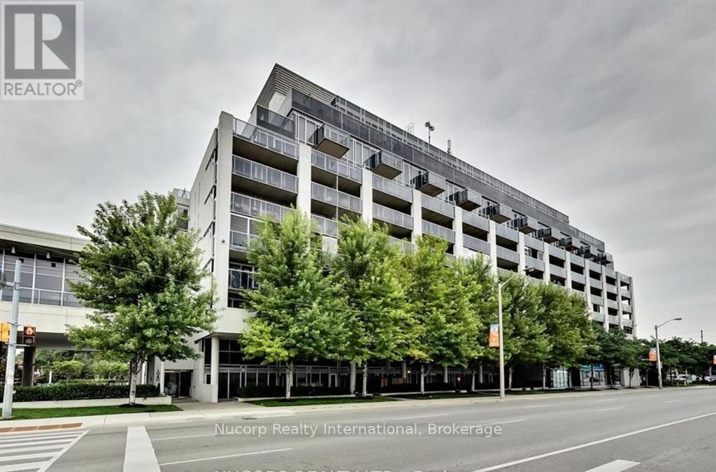 1040 The Queensway, Toronto, ON, M8Z 0A7 - 2