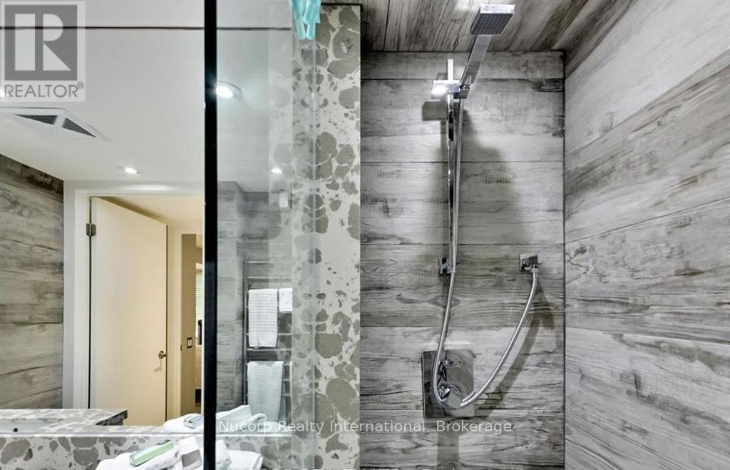 1040 The Queensway, Toronto, ON, M8Z 0A7 - 15