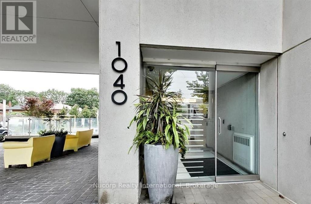 1040 The Queensway, Toronto, ON, M8Z 0A7 - 3