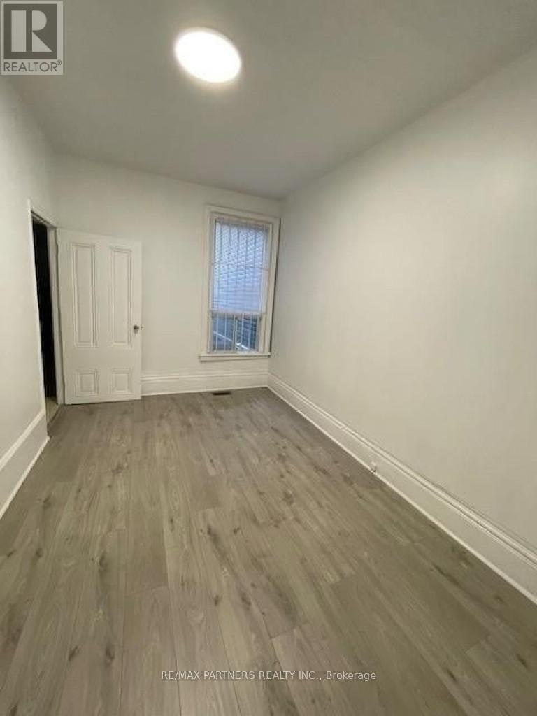 7 Henry Street, Toronto, ON, M5T 1W9 - 7