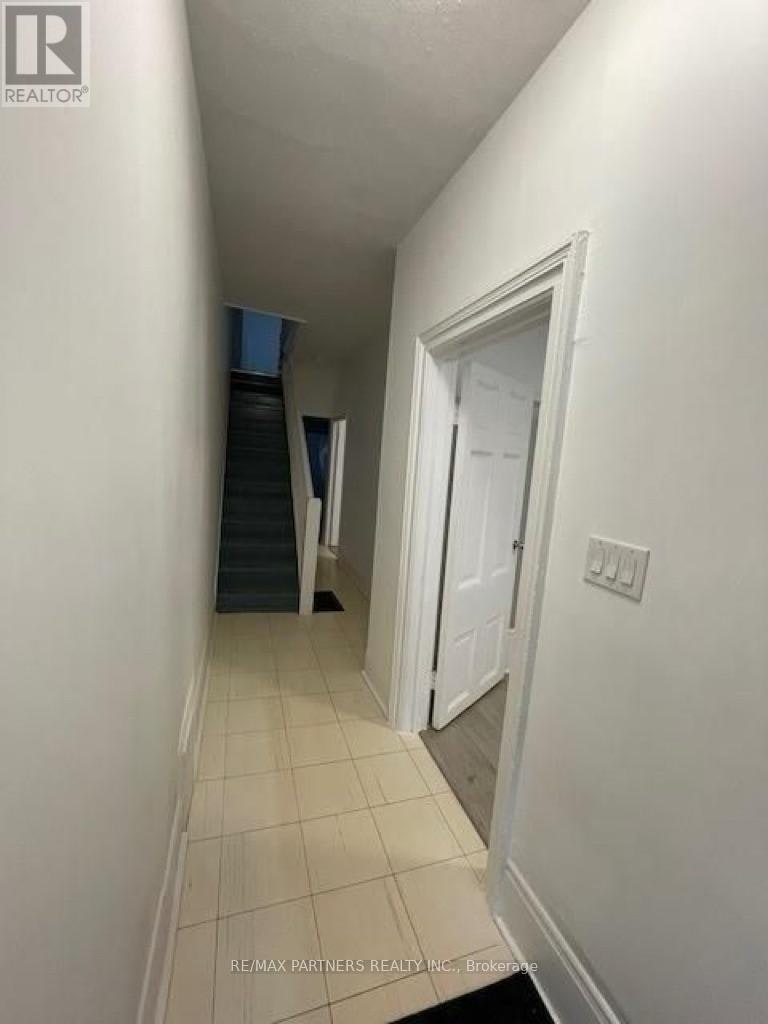 7 Henry Street, Toronto, ON, M5T 1W9 - 3