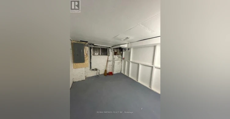 7 Henry Street, Toronto, ON, M5T 1W9 - 10