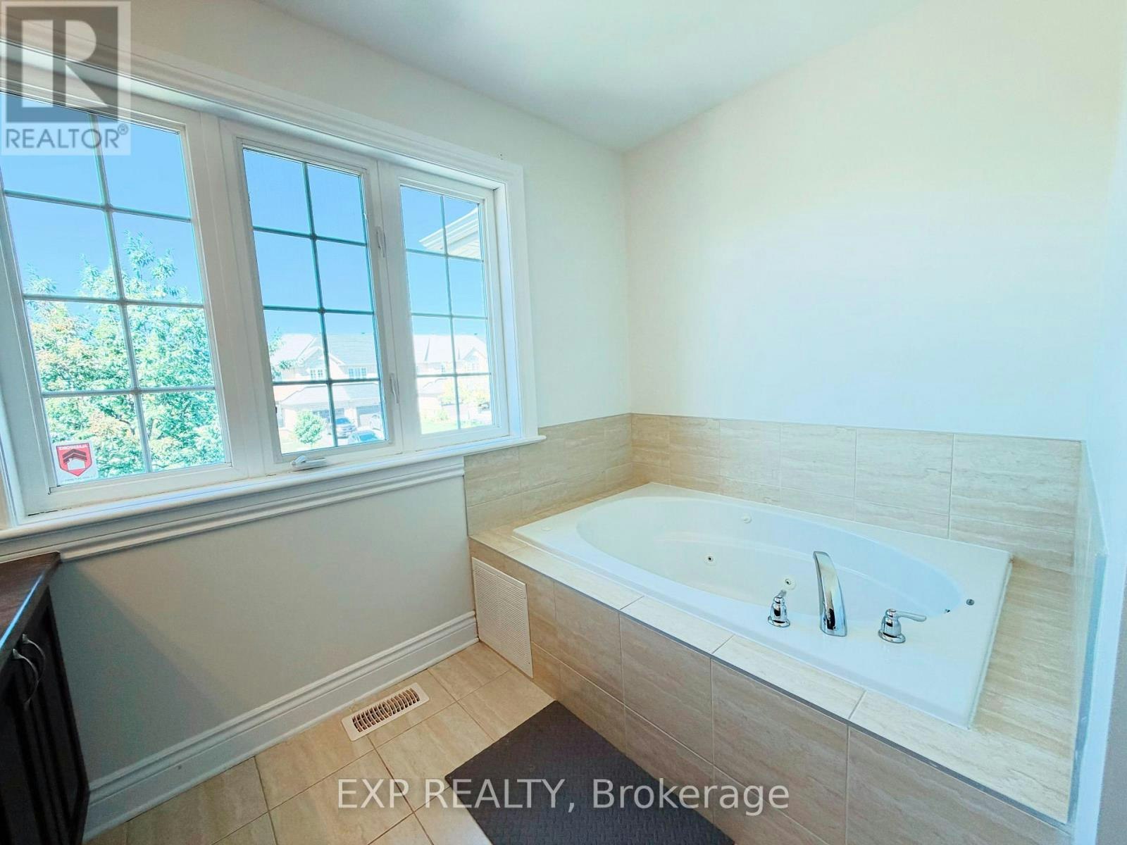 6792 Breanna Cardill Street, Ottawa, ON, K4P 0C3 - 23