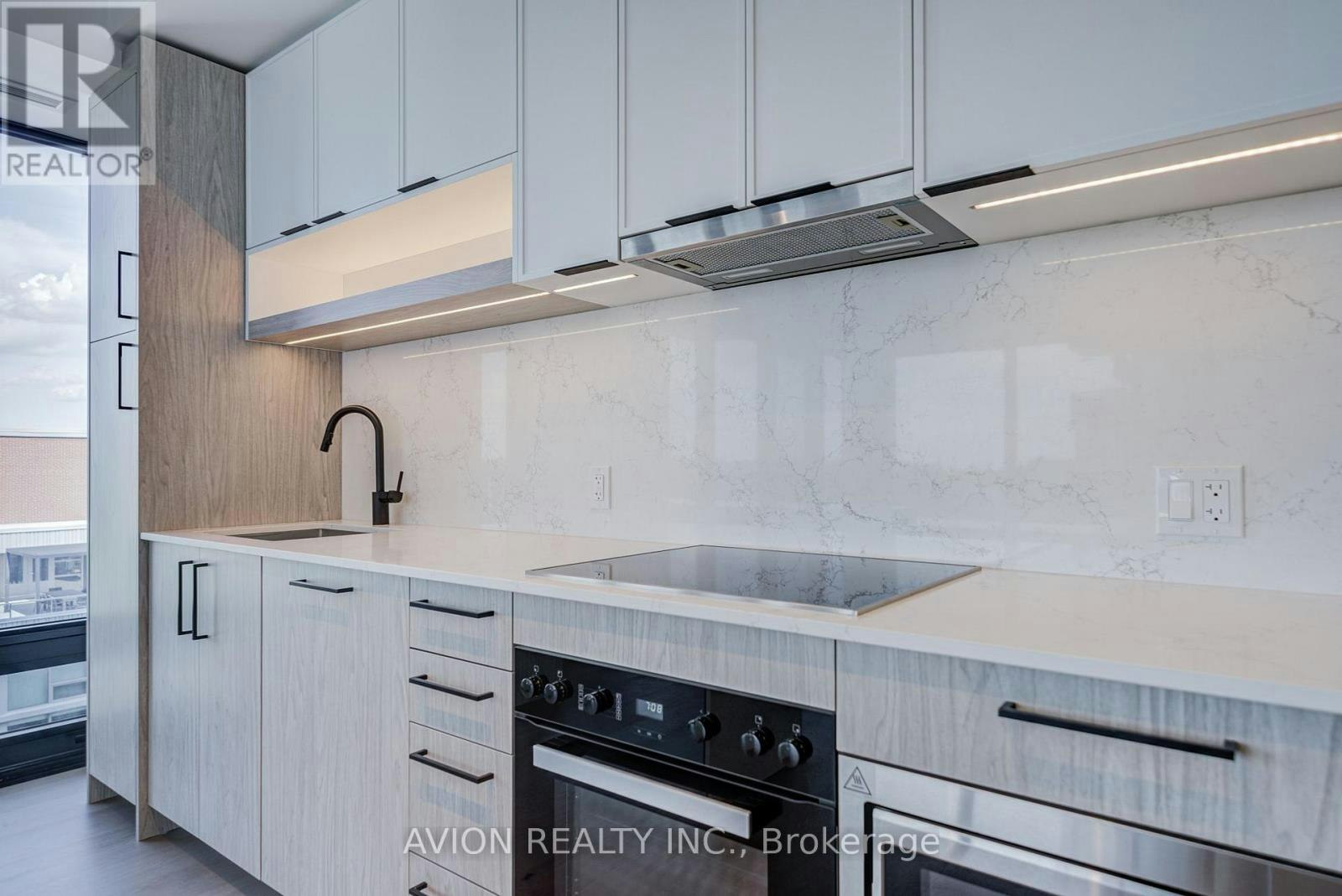 1016-89 Montclair Avenue, Toronto, ON, M5P 0A9 - 15