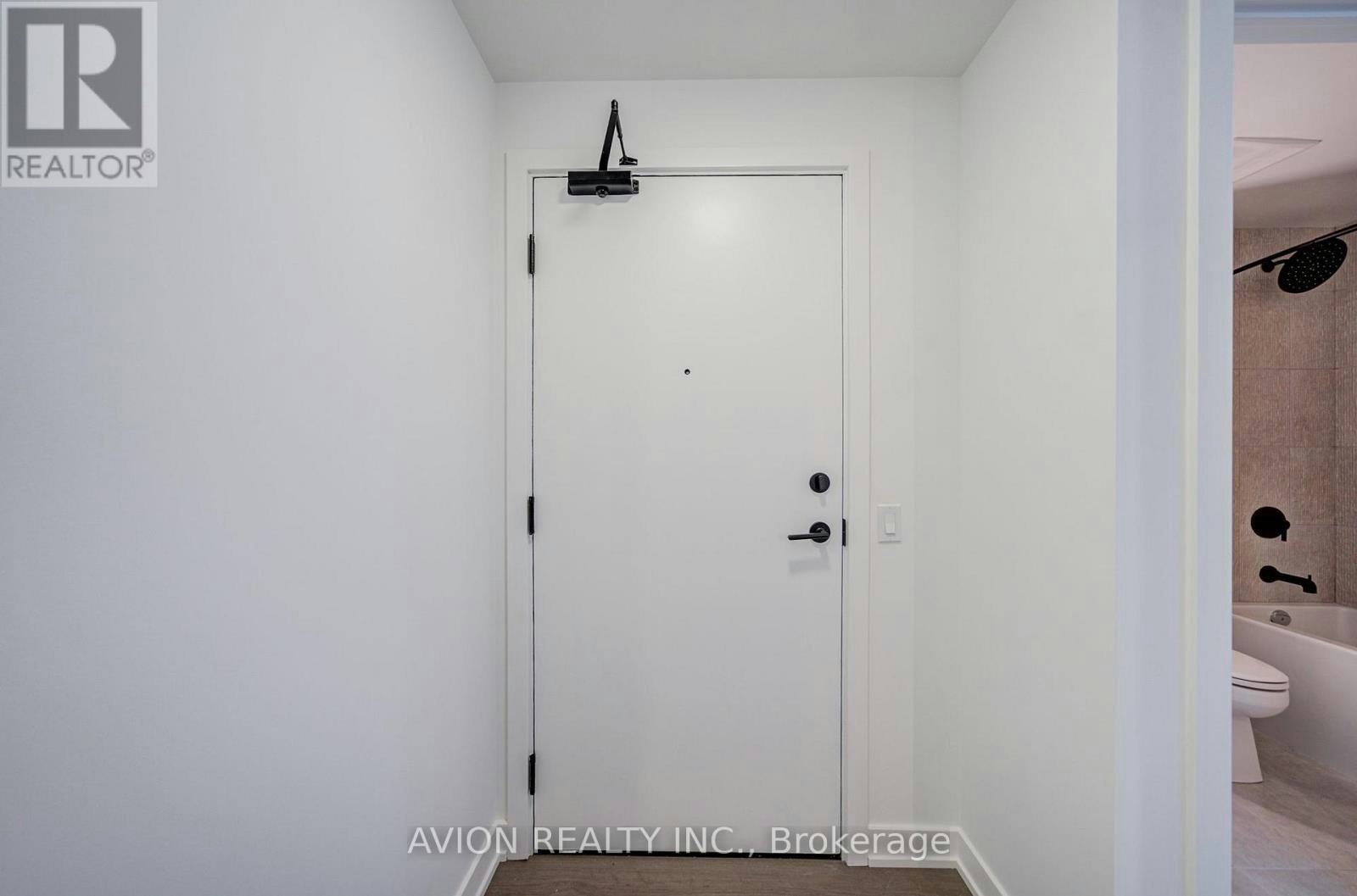 1016-89 Montclair Avenue, Toronto, ON, M5P 0A9 - 4