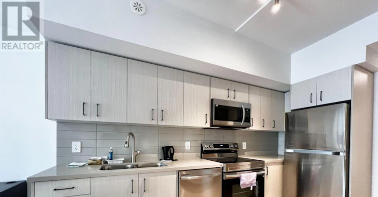 C3-207-3425 Sheppard Avenue E, Toronto, ON, M1T 0C5 - 3