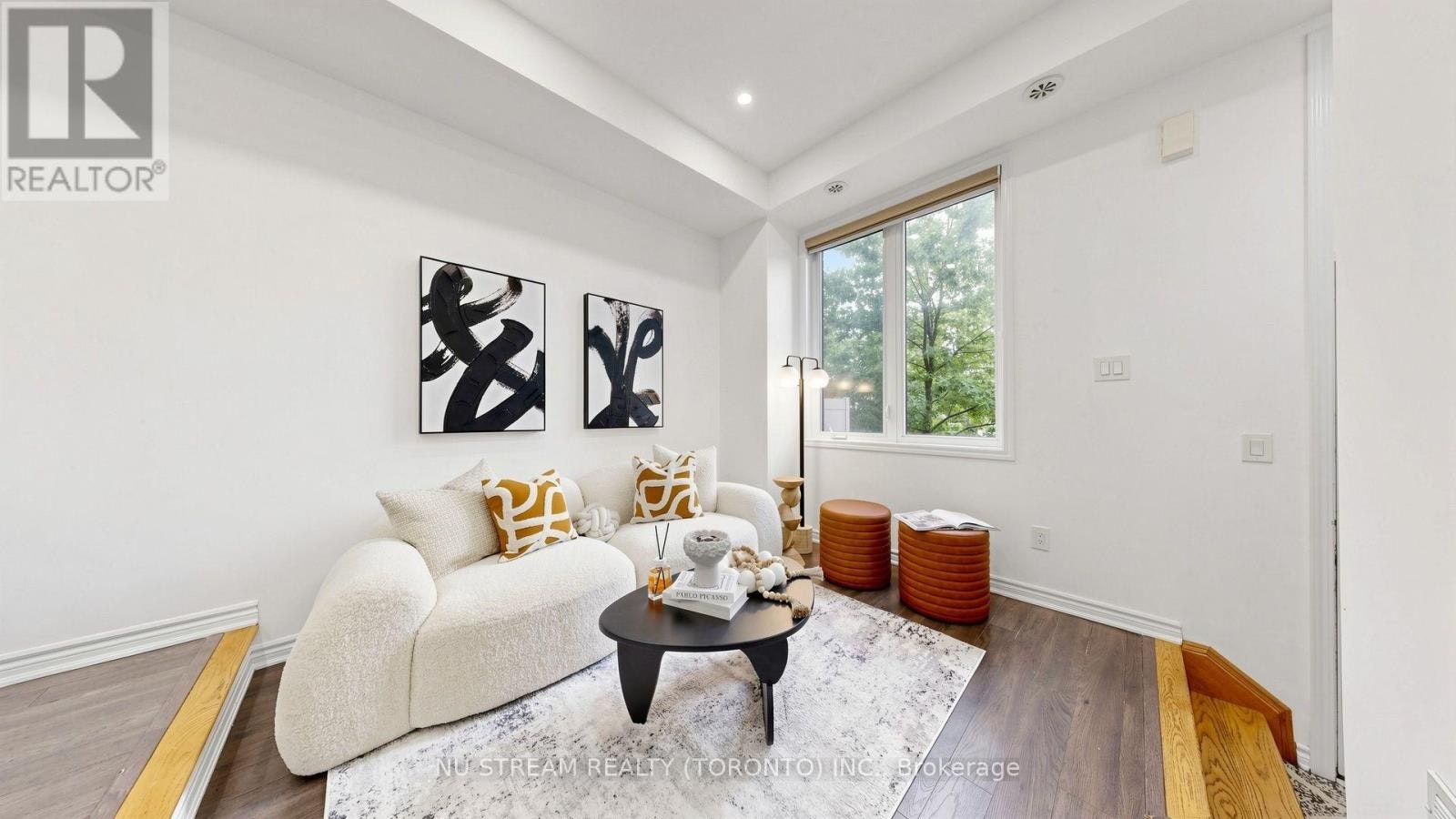 15 Heron Park Place, Toronto, ON, M1E 0B8 - 4