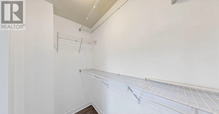 15 Heron Park Place, Toronto, ON, M1E 0B8 - 25