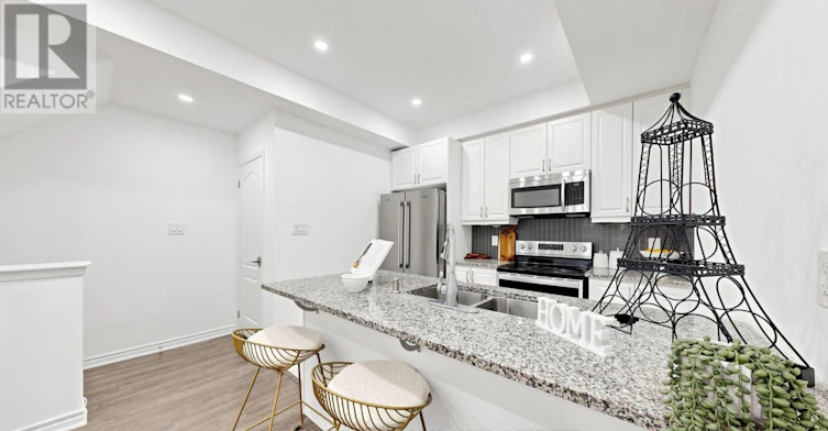 15 Heron Park Place, Toronto, ON, M1E 0B8 - 16