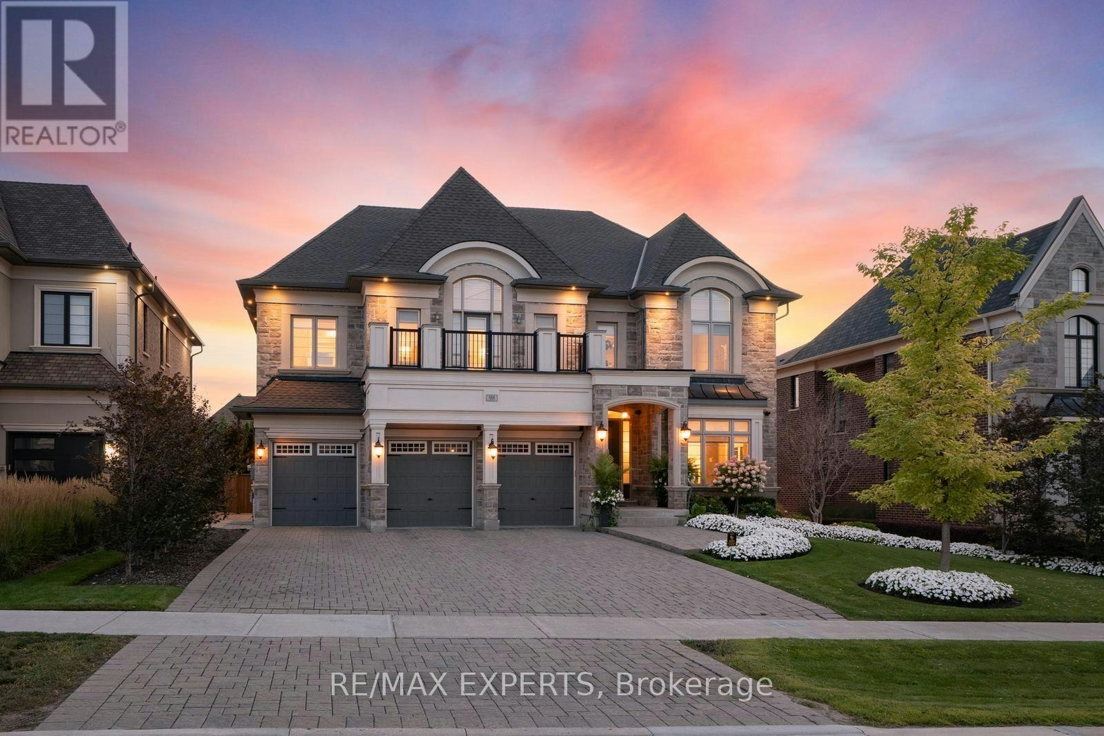 98 Endless Circle, Vaughan, ON, L4H 4N8