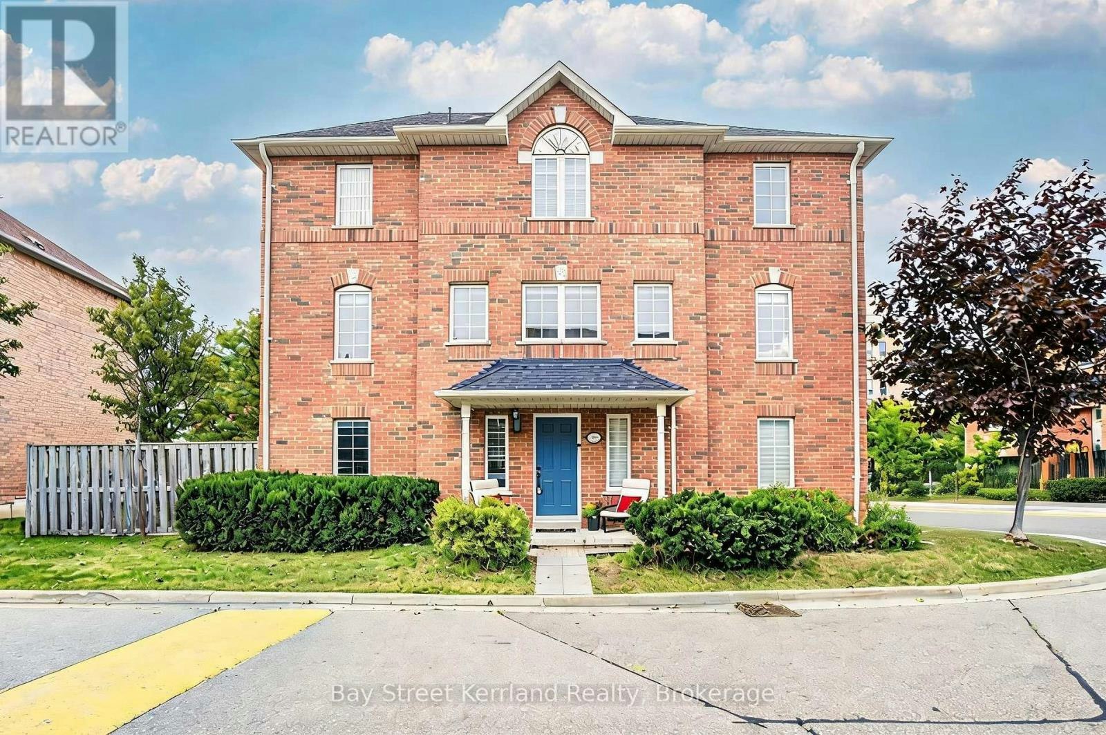 171-80 Acorn Place, Mississauga, ON, L4Z 3S7