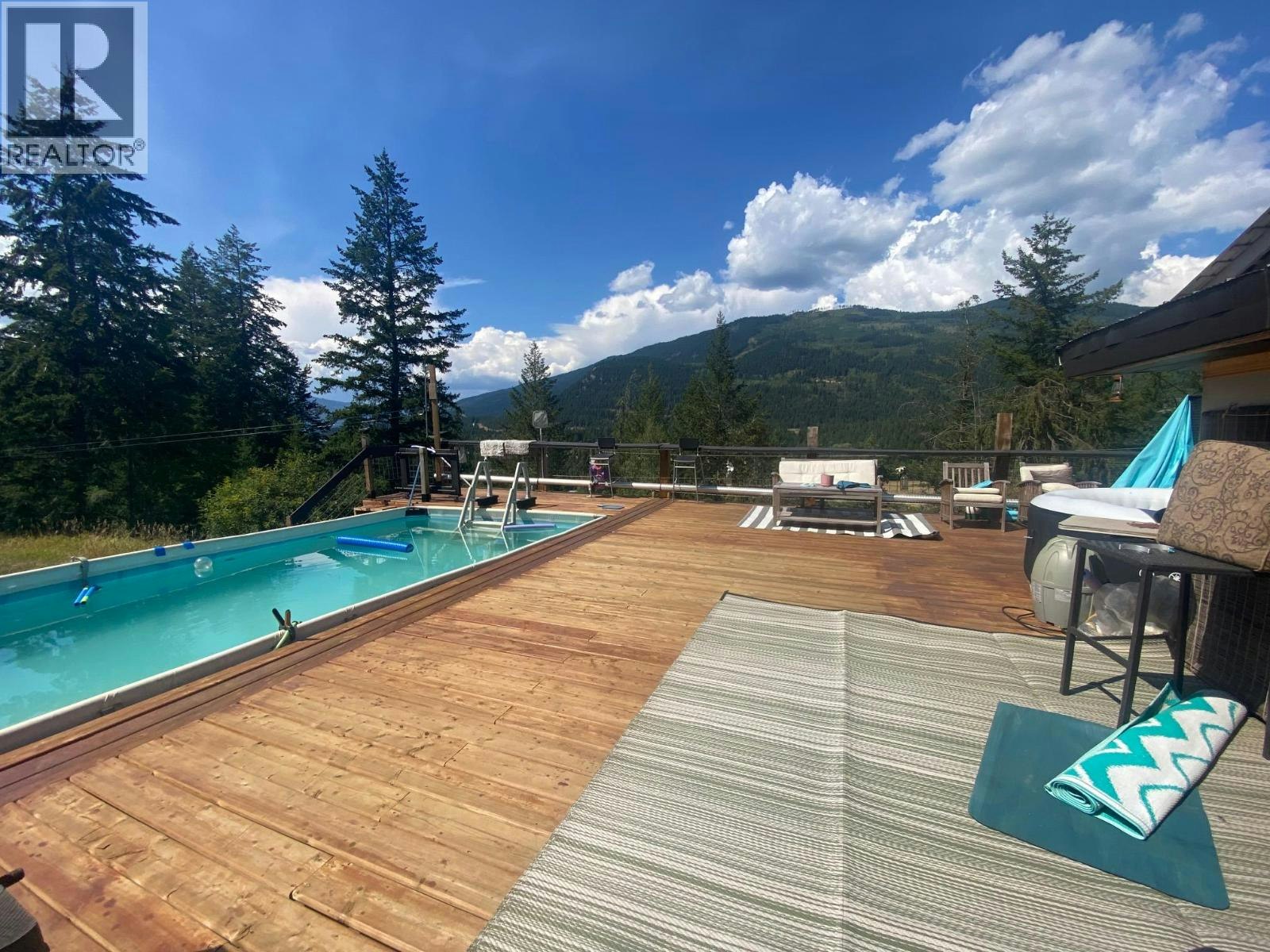 3320 Birch Island Lost Creek Road, Clearwater, BC, V0E 3A0